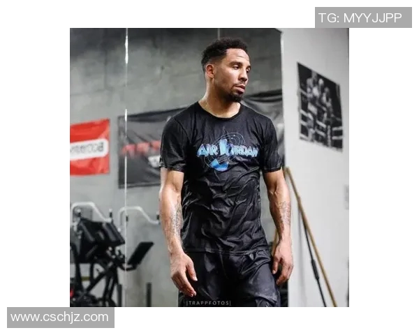 樊荣与山下刚的巅峰对决谁将成为新一代的拳击传奇